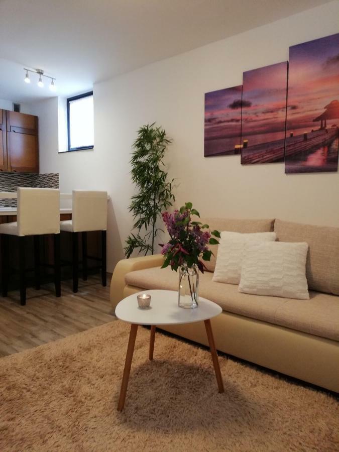 Nokturno Apartment, Self Check-In Porec Exterior photo