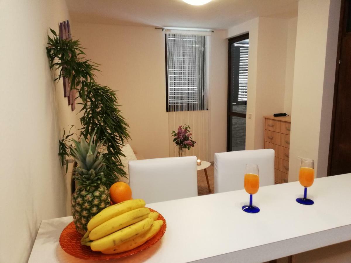 Nokturno Apartment, Self Check-In Porec Exterior photo