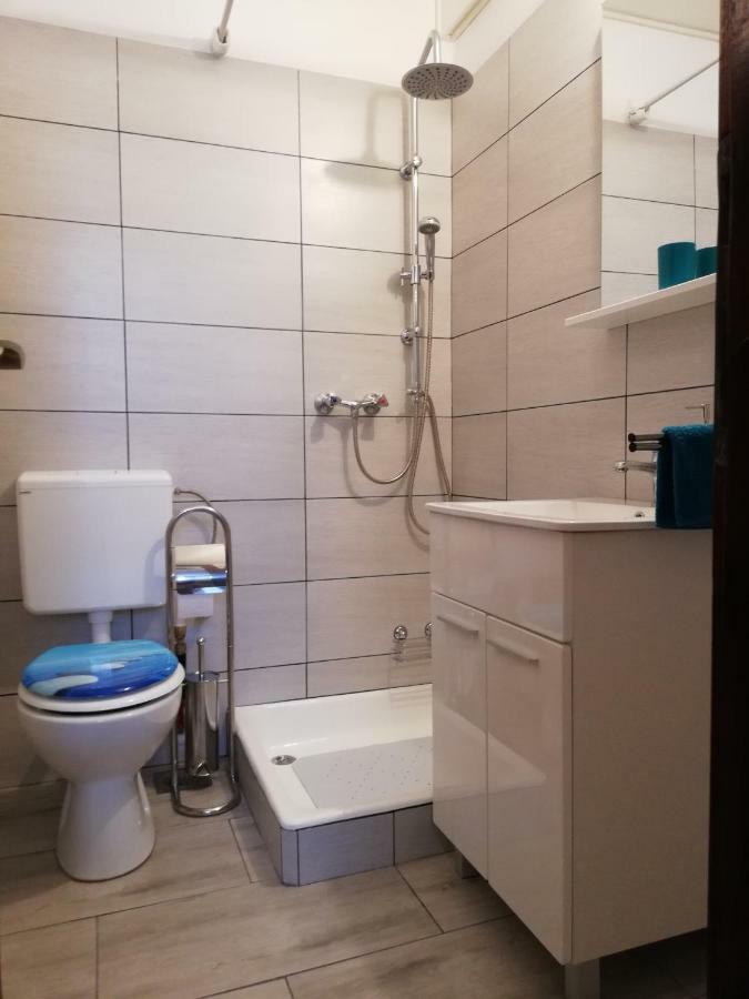 Nokturno Apartment, Self Check-In Porec Exterior photo